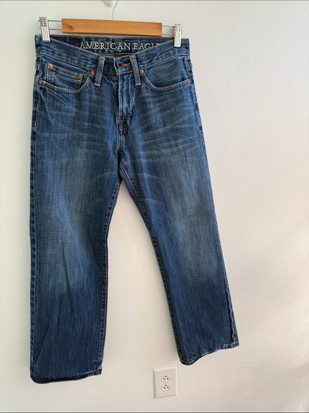 American Eagle Outfitters 28x30 Boot Cut Jeans - Medium Blue Wash